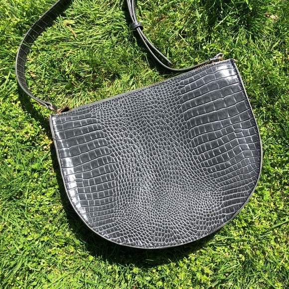Croc Embossed Gray Crossbody - Picture 2 of 5